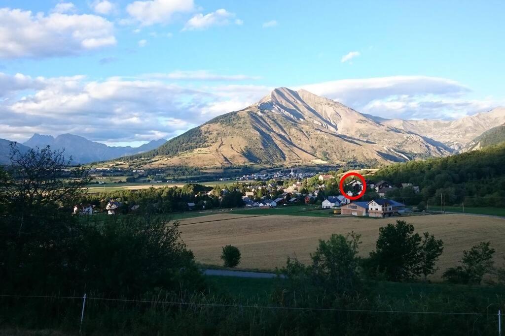Belle Vue Au Chateau D'Ancelle Kültér fotó